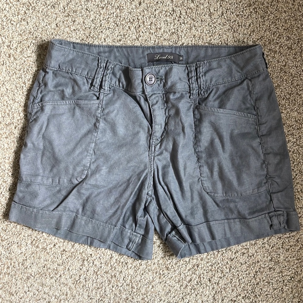 Level99 Anthropologie Gray Shorts Size 28